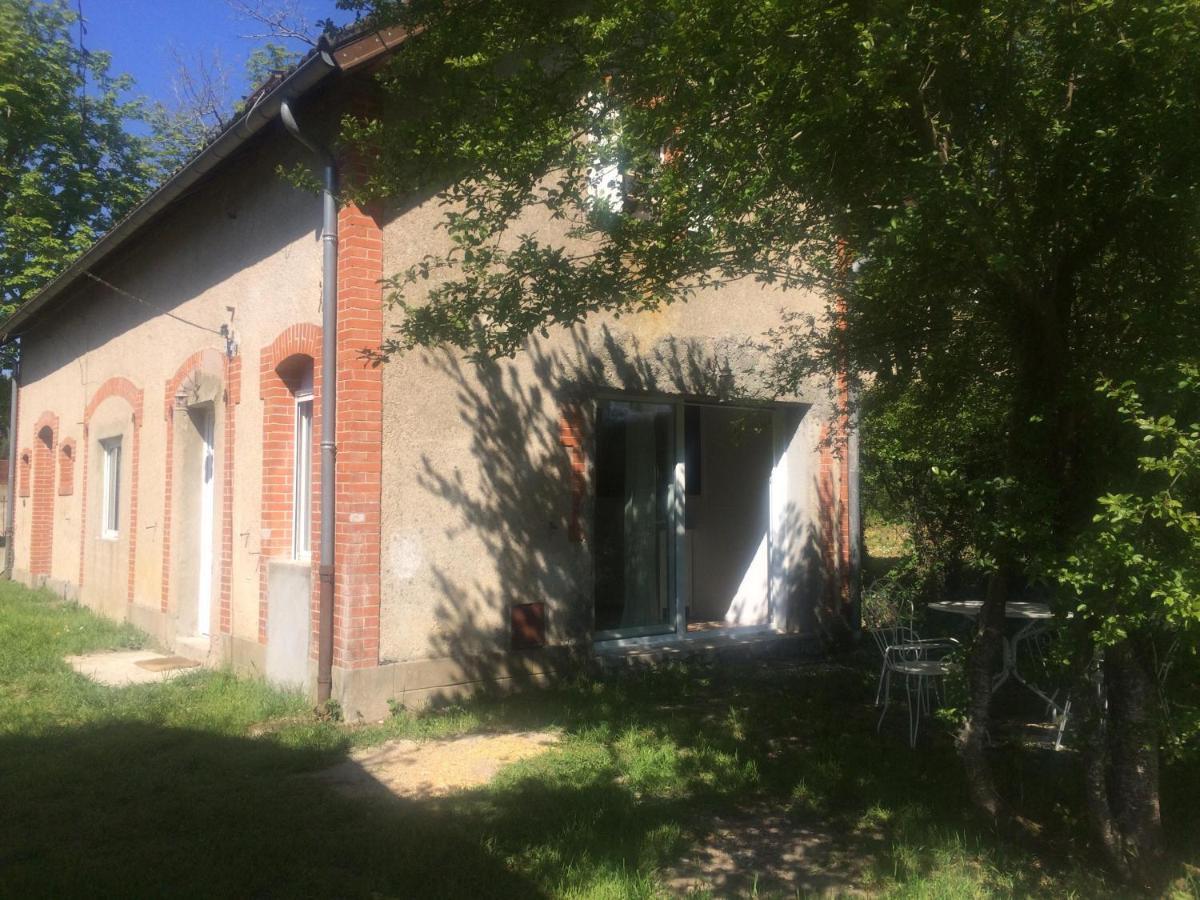 Maison De Vacances Cronat - Au Bord De L'Eurovelo 6 المظهر الخارجي الصورة